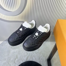 Louis Vuitton Low Shoes